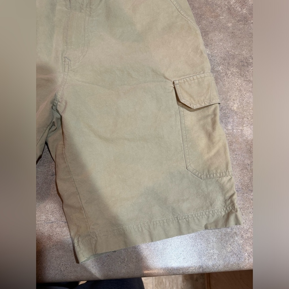 Men’s Tommy Bahama shorts, size 36 - Picture 3 of 9